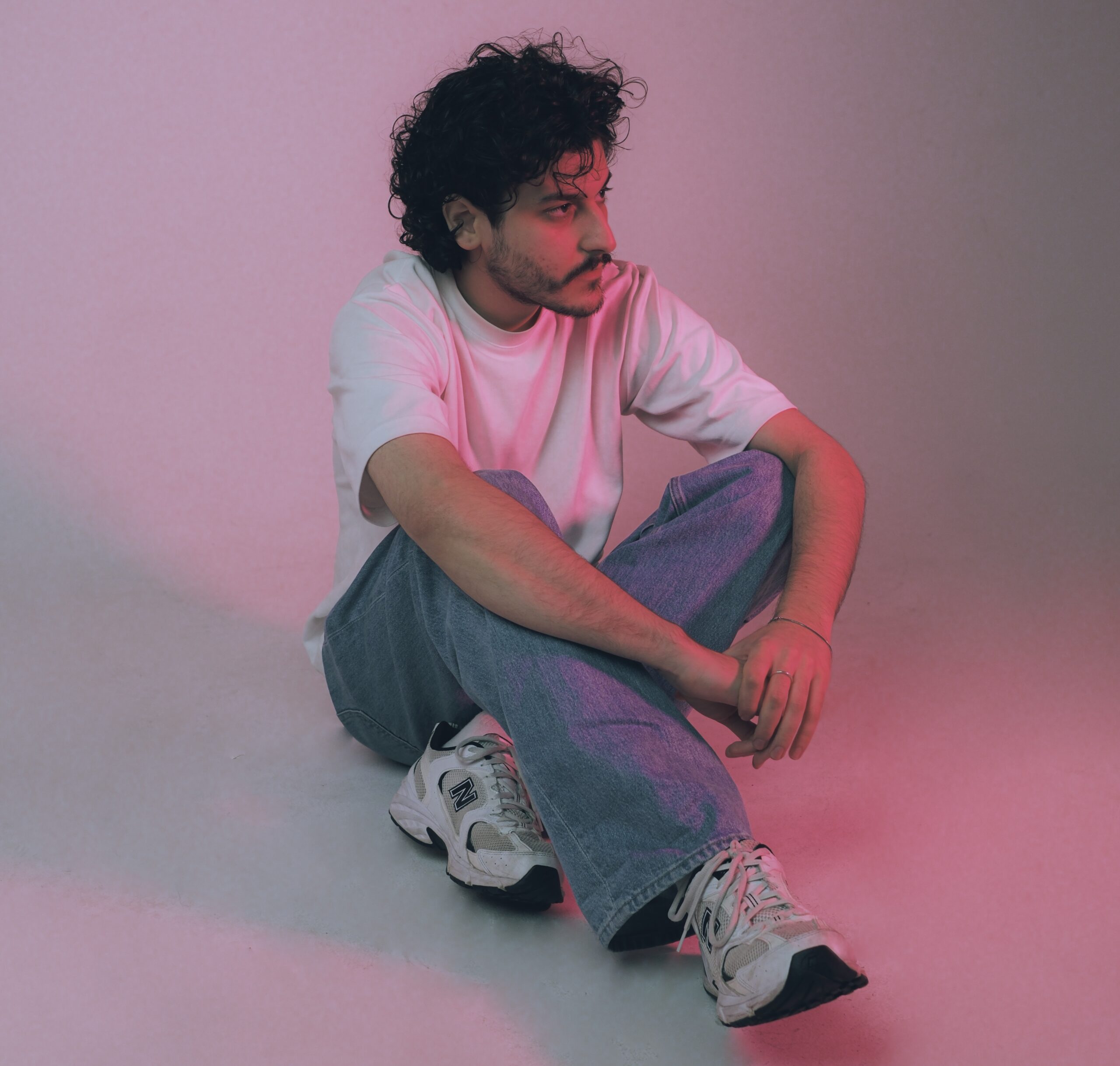Melbourne Artist, Fedi Practices Authenticity in Latest Interview Discussing New Single, “Shoreline”